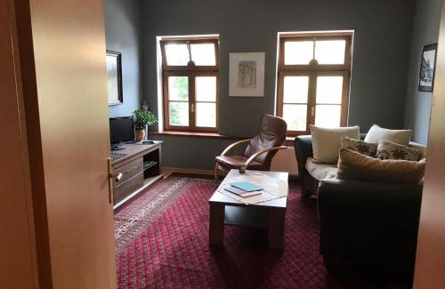 Sudstadt Apartment | Gemütliche Ferienwohnung Pomologische Gartenstrasse
