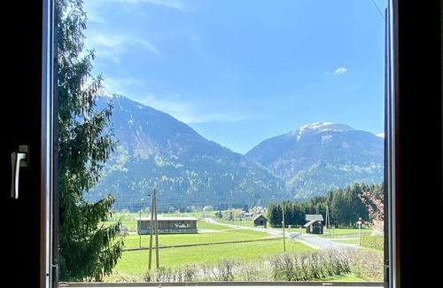 Kirchbach Apartment | Gemütliche und Ruhige Ferienwohnung mit Tollem Ausblick