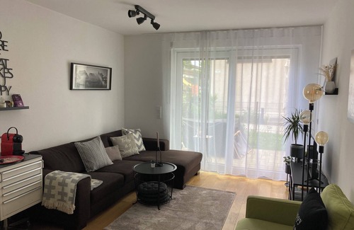 Alte Heide-Hirschau Apartment | Gemütliche Wohnung, Zentral Aber Ruhig. Familienfreundlich!