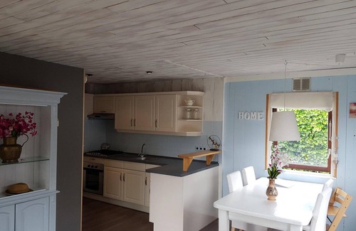 Sint Maartensvlotbrug House | Gemütlicher Ferienbungalow für 4 Personen, Wlan