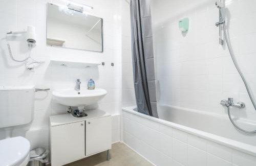 Wiesbaden Apartment | Gemütliches Apartment in Wiesbaden - Küche - WLAN - Zentral
