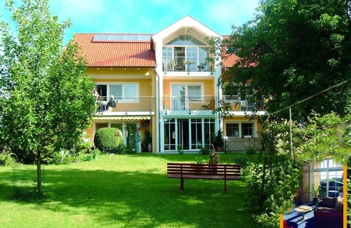 Safferstetten Apartment | Gemütliches Appartement (29qm) mit großem Balkon und kostenfreiem WLAN