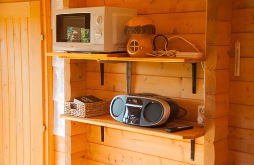 Medebach Cabin | Gemütliches Blockhaus auf Schönem Campingplatz