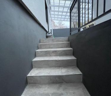Ruesselsheim House | gemütliches und Schönes Zimmer Keller Geschoss K1