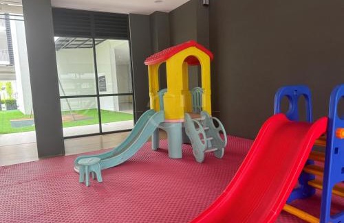 Kampung Stampin Apartment | Gem Suites Kuching at 5 pax
