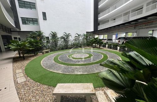 Kampung Stampin Apartment | Gem Suites Kuching at 5 pax