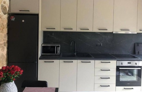 Kanoni Apartment | "Gems Fedra apartment" with mountain view, shared garden & Wi-Fi