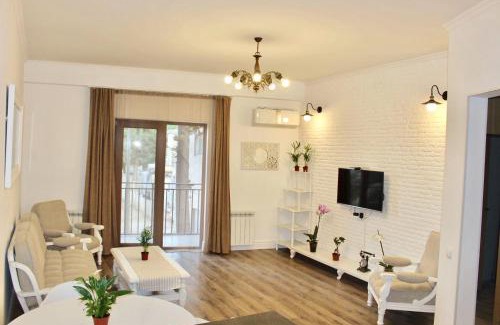 Avlabari Apartment | Genacvale