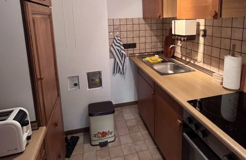 Bodenwerder Apartment | Genieße das einfache Leben in dieser ruhigen und zentral gelegenen Unterkunft.