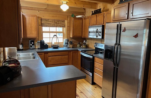 Saugatuck Cabin | Genuine log cabin in Saugatuck area Goshorn Lake in Hidden Dunes Community