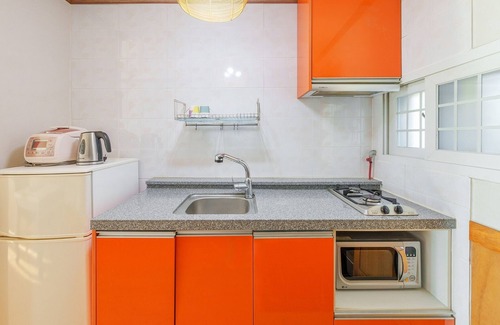 Geoje House | Geoje Come and Stay Pension