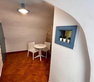 Casamassima House | GEOMETRIC BLUE