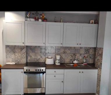 Loutraki Apartment | George