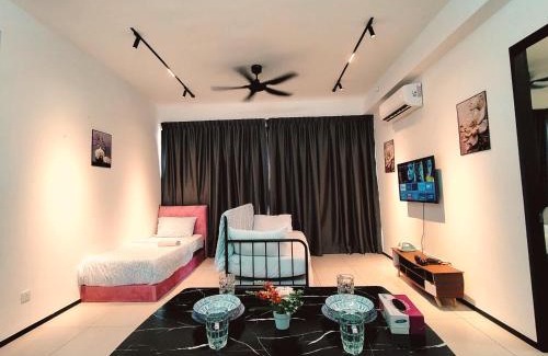 George Town Apartment | Georgetown Classic Collection 3BR-10PAX