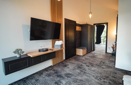 Dorna Arini Cabin | Georgia Chalet
