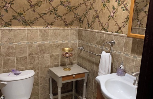 Windham Bed & Breakfast | Georgian Garden Inn