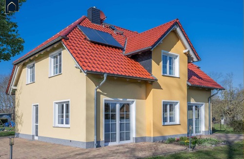 Kachlin House | Geräumige Ferienhaus in Ländlicher Idylle, mit Stellplatz, Terrasse, Wlan