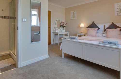 Caergeiliog House | Ger y Bont in the beautiful Holyhead