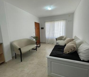 Haedo Apartment | Gerbera Colorada HAEDO