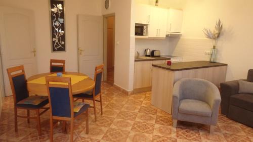 Harkany Apartment | Gere MODERN Apartment