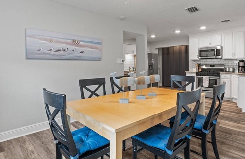 Gulfport House | Get 20% off Rent for 30 Nights or More |SunKissed in St Pete - 3BR Home w/Heated Pool Near the Beach