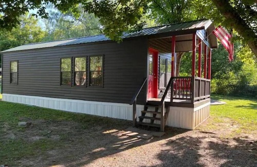 Renfro Valley House | Get-a-way at the KOA!