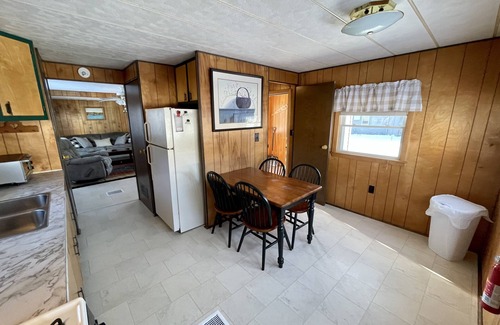 Jackman Cottage | Get away from the city life and go get some fresh air in the real country