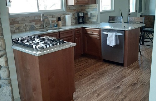 Saratoga House | Get away from the hustle and bustle in an outdoor paradise!
