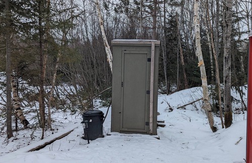 Garson Cabin | Get away from the noise, Tranquil 1-bedroom off grid cabin min south of Sudbury