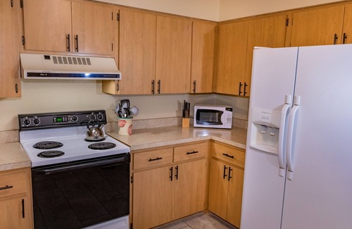 Southgate House | Get To the Beach! Only 5 miles to Siesta Key Beach!