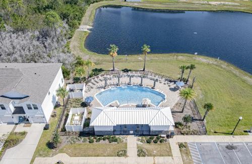 Thomas Drive House | Getaway at the Hathaway