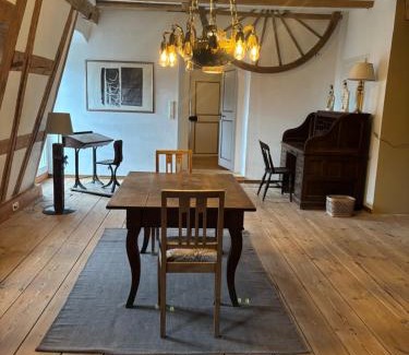 Dennenlohe Apartment | Getreidespeicher