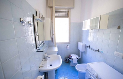 San Donato Apartment | GetTheKey Duse Apartament