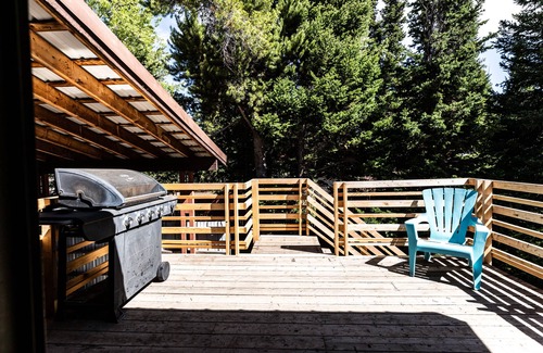 West Yellowstone House | Geyser Getaway