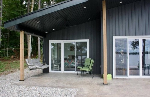 Sharbot Lake Cottage | Gezellig Cottage