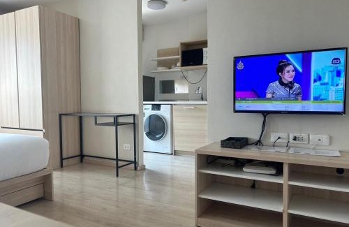 Bang Chak Apartment | Gfeel X Elio Sukhumvit64
