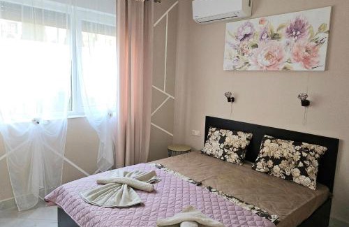 Chernomorets Apartment | GG Garden Deluxe