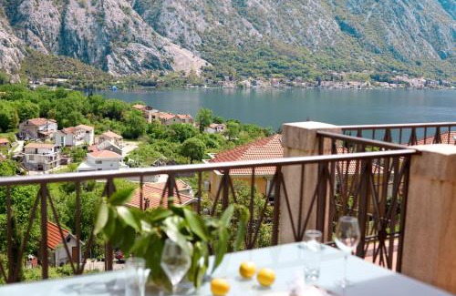 Orahovac Apartment | GH Aparts with SCENIC VIEWS & POOL