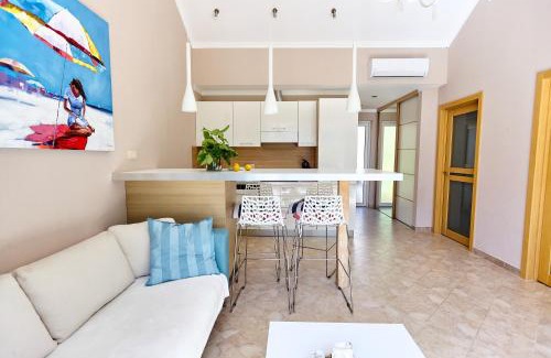 Orahovac Apartment | GH Aparts with SCENIC VIEWS & POOL