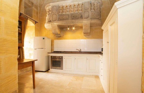 Kercem House | Ghar Ilma IV - Santa Luċija Holiday Home