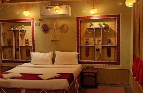 Chandannagar Hotel | GHARANA RESORT