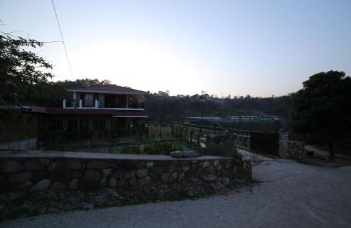 Bigha House | Ghughuti Baasa Home Stay, Dehradun