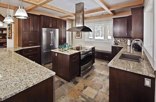 Petite-Riviere-Saint-Francois Villa | Give Your Group Affordable Luxury