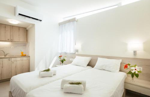 Fragkokastello Apartment | Giannis Seafront Studios