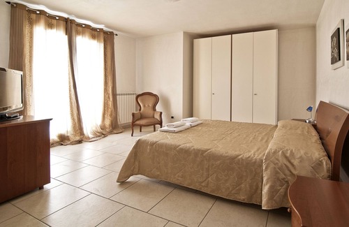 Melendugno Bed & Breakfast | Giardino dei Suoni B&B, rooms with private bathroom and kitchen, between sea and countryside