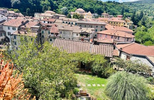 Bagnone Apartment | Giardino Toscano