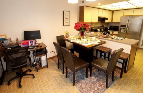 Schaumburg House | Gifted Bliss-Home Within Home Proximity to popular attraction in Schaumburg Mall