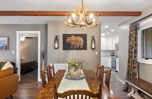 Lake Lure House | GiGi's moutain lake Cottage