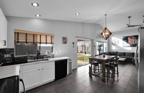 Gilbert House | Gilbert Home 1/2 Mile From Downtown! Luxury Backyard, Pool, Turf, and Game Room!