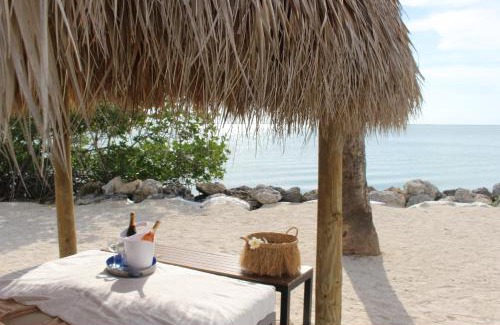 Key Largo Hotel | Gilbert's Resort